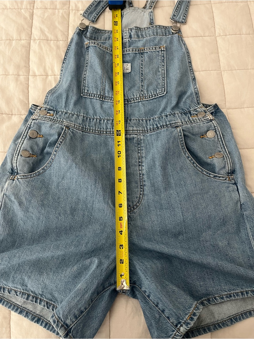 Women’s Levi's Light Blue Denim Short Overalls - Picture 10 of 11